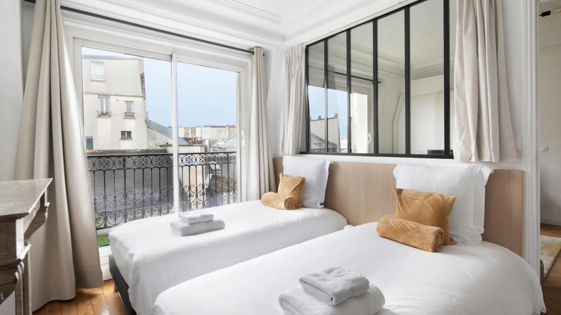 Appartement Vertus Paris 0*,  France
