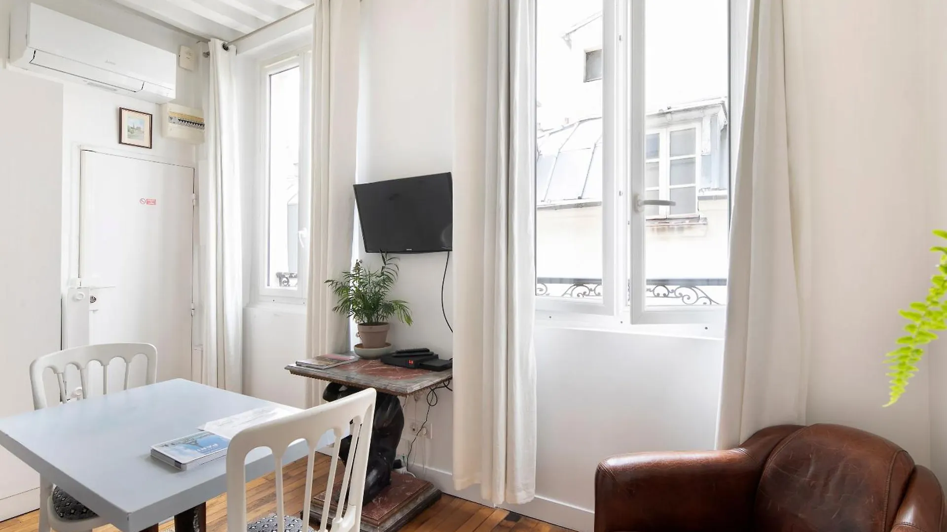 Appartement Vertus Paris France