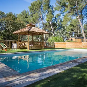 Du Garlaban 3*, Aubagne Francia