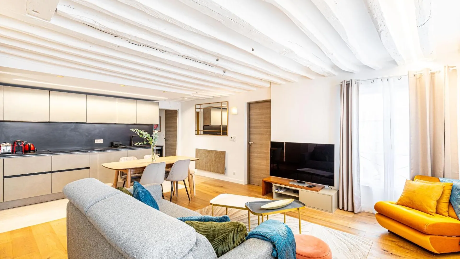 Appartement Vertus Paris Apartment