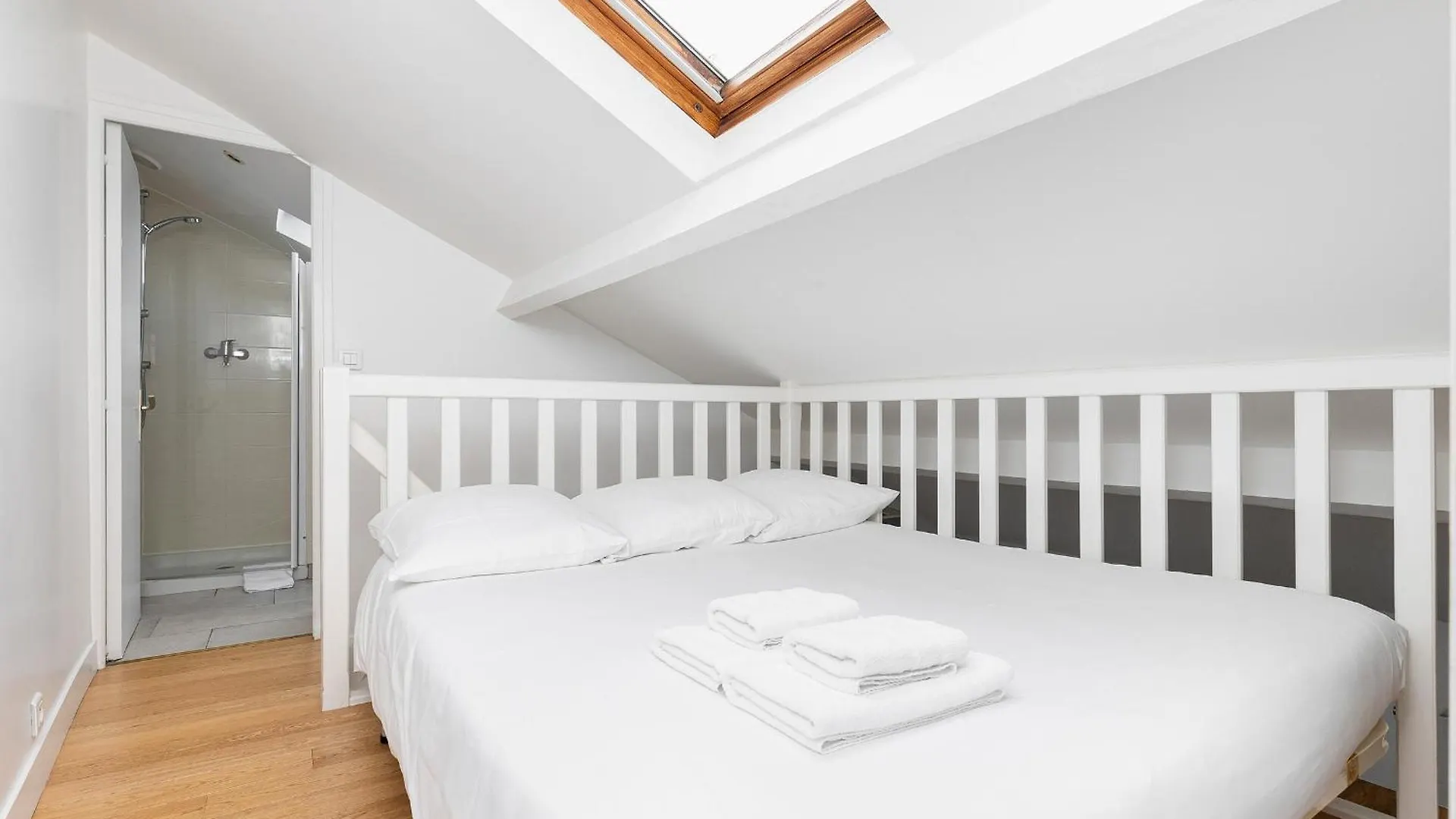 Appartement Vertus Paris Apartment