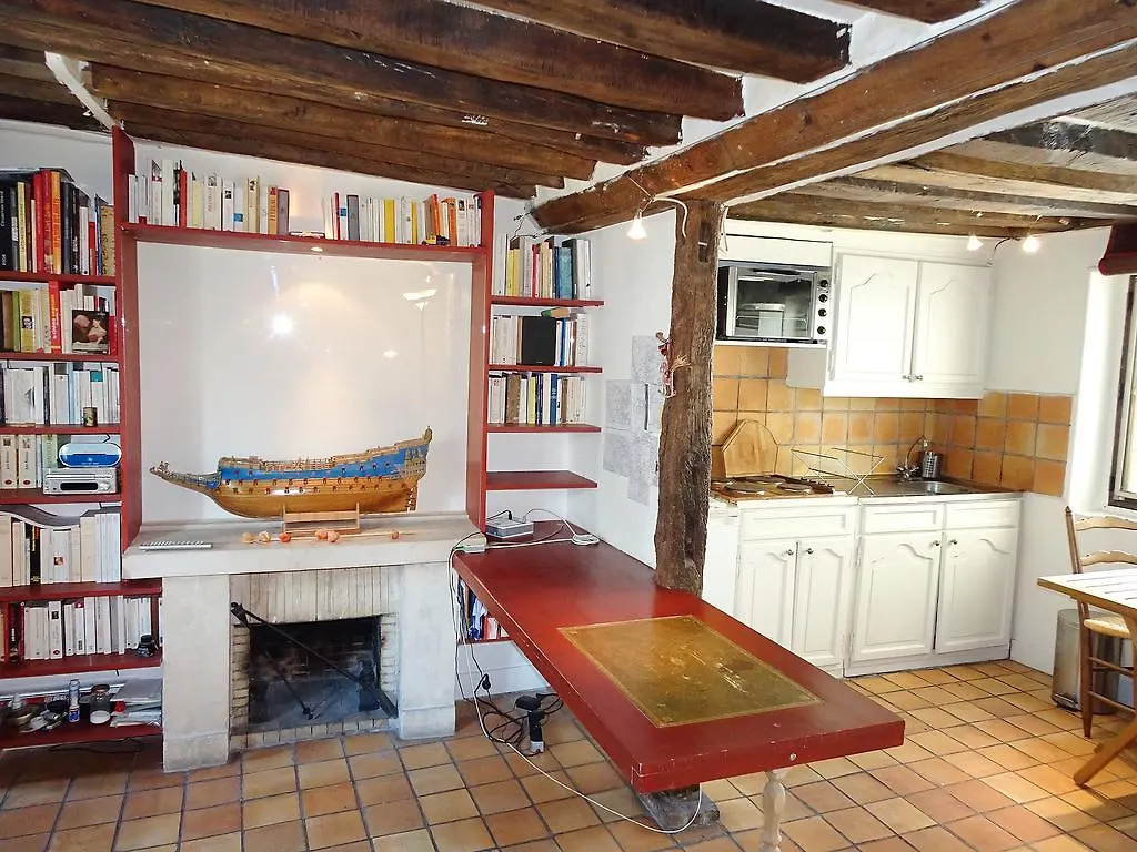 Appartement Vertus Paris 0*,